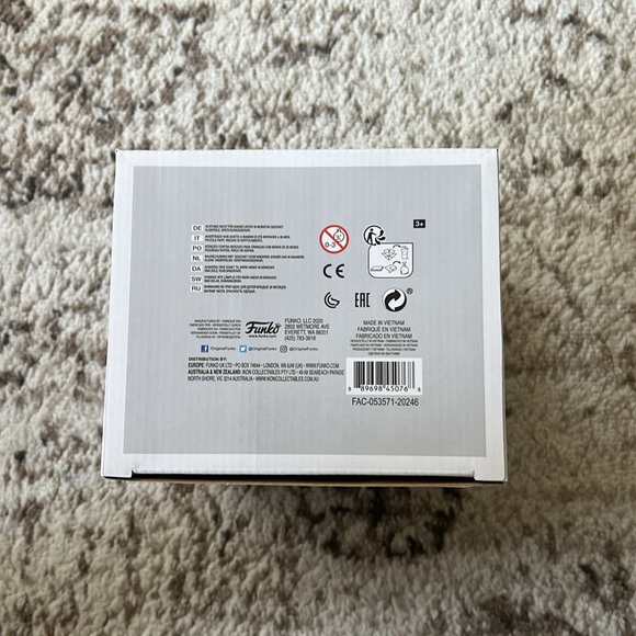 Captain America Pop Figure - Picture 4 of 5